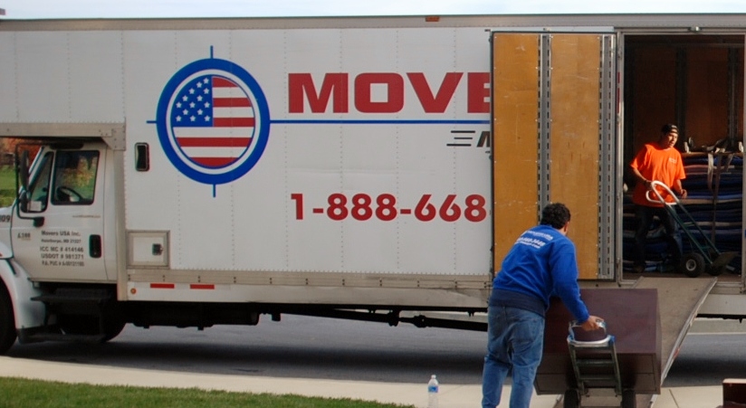 6 Tips on How to Treat Your Movers on Moving Day