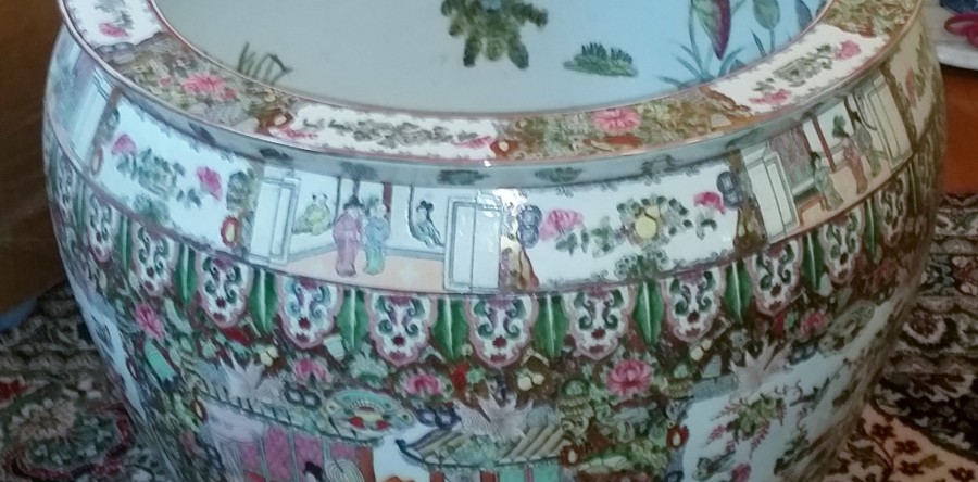 How to Pack Fragile Vases and Lamps like a Pro for Relocating Purposes