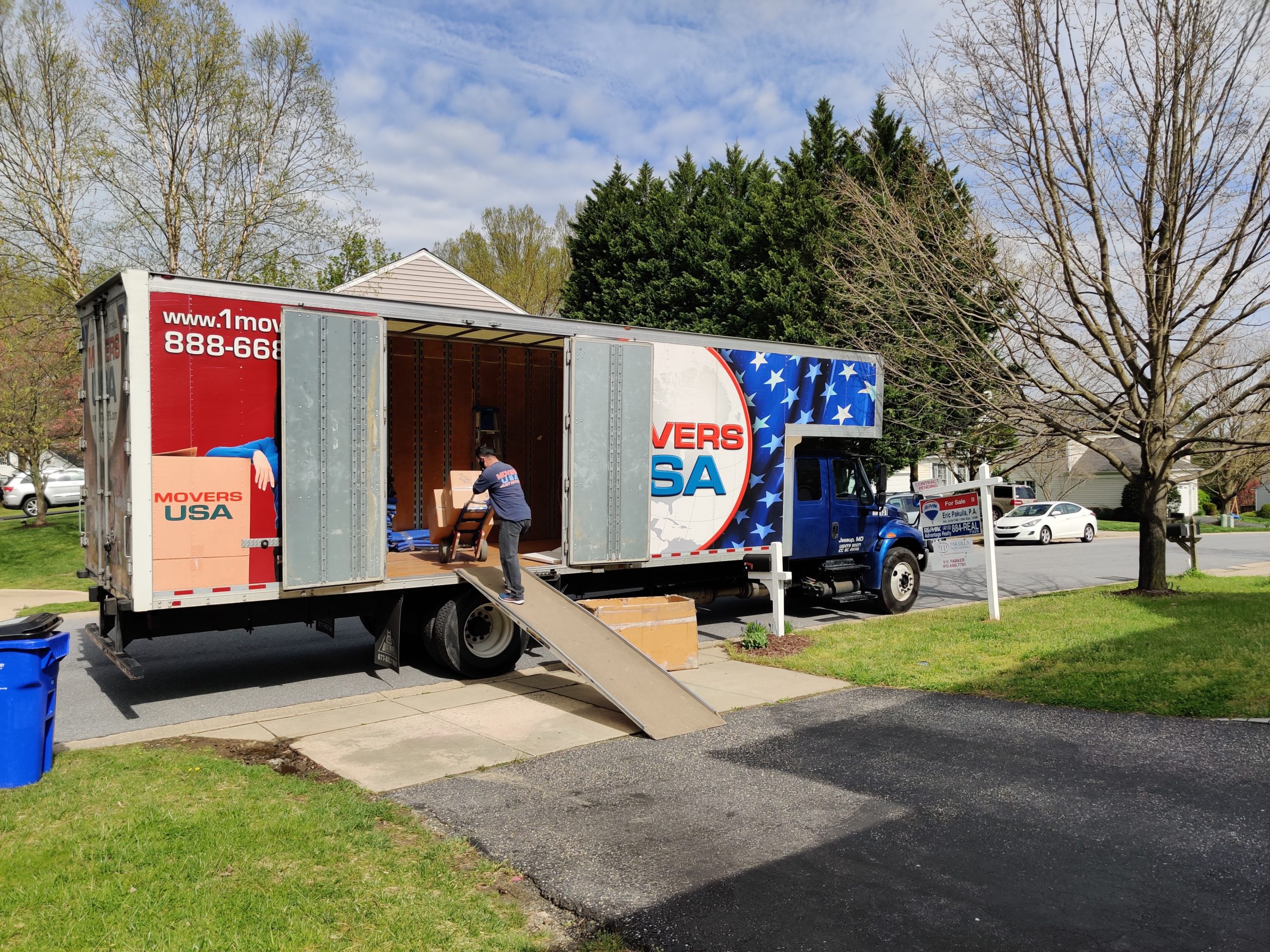 Simple Ideas that Could Save Injuries when Moving a Heavy Item in Timonium, MD