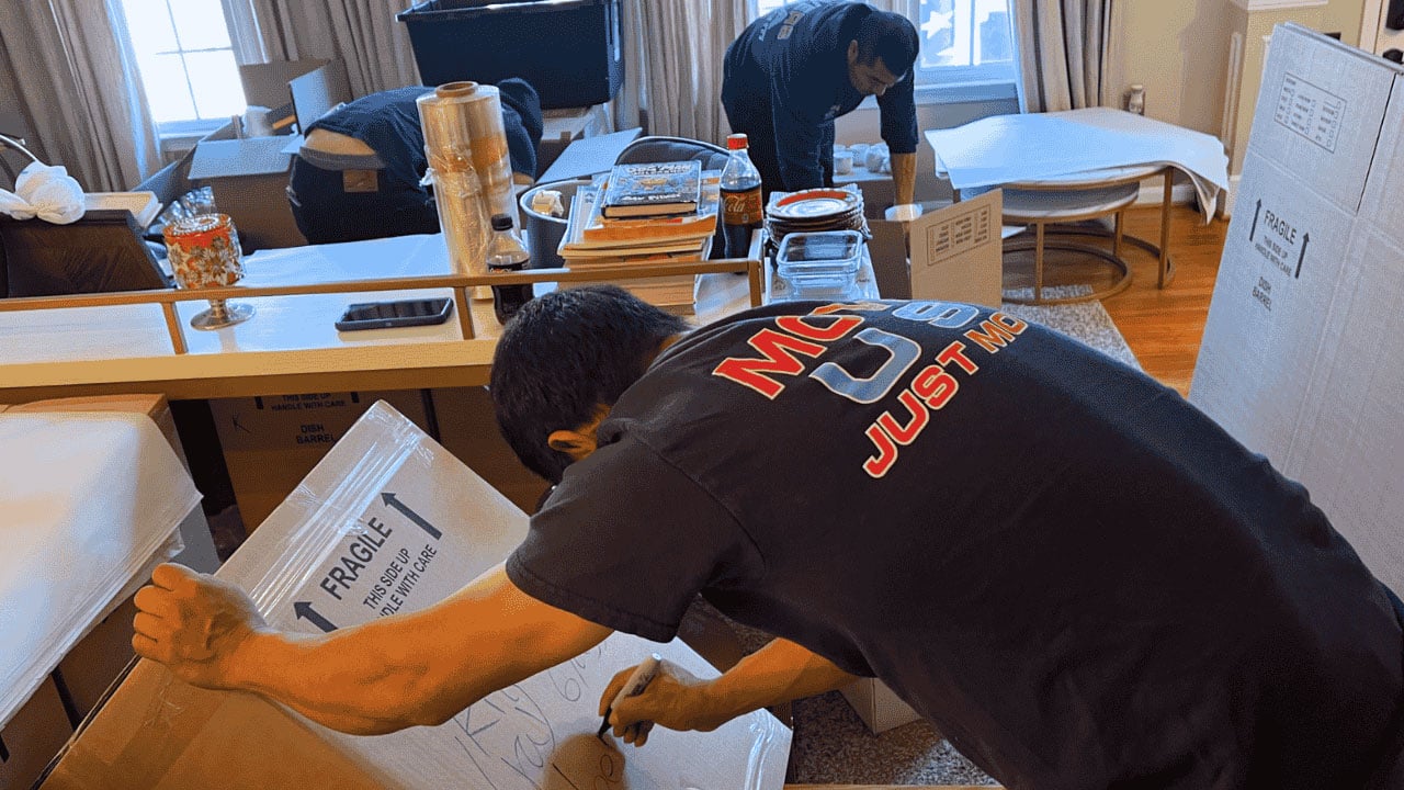 Movers USA professional packing service